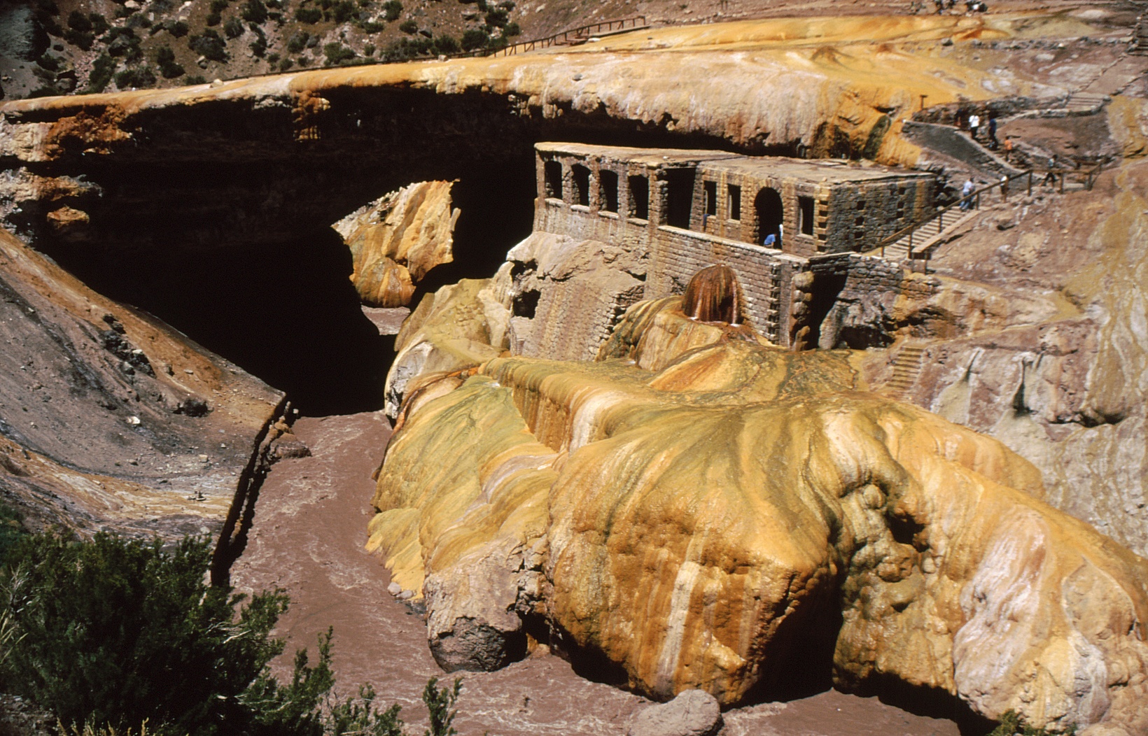 Puente del Inca